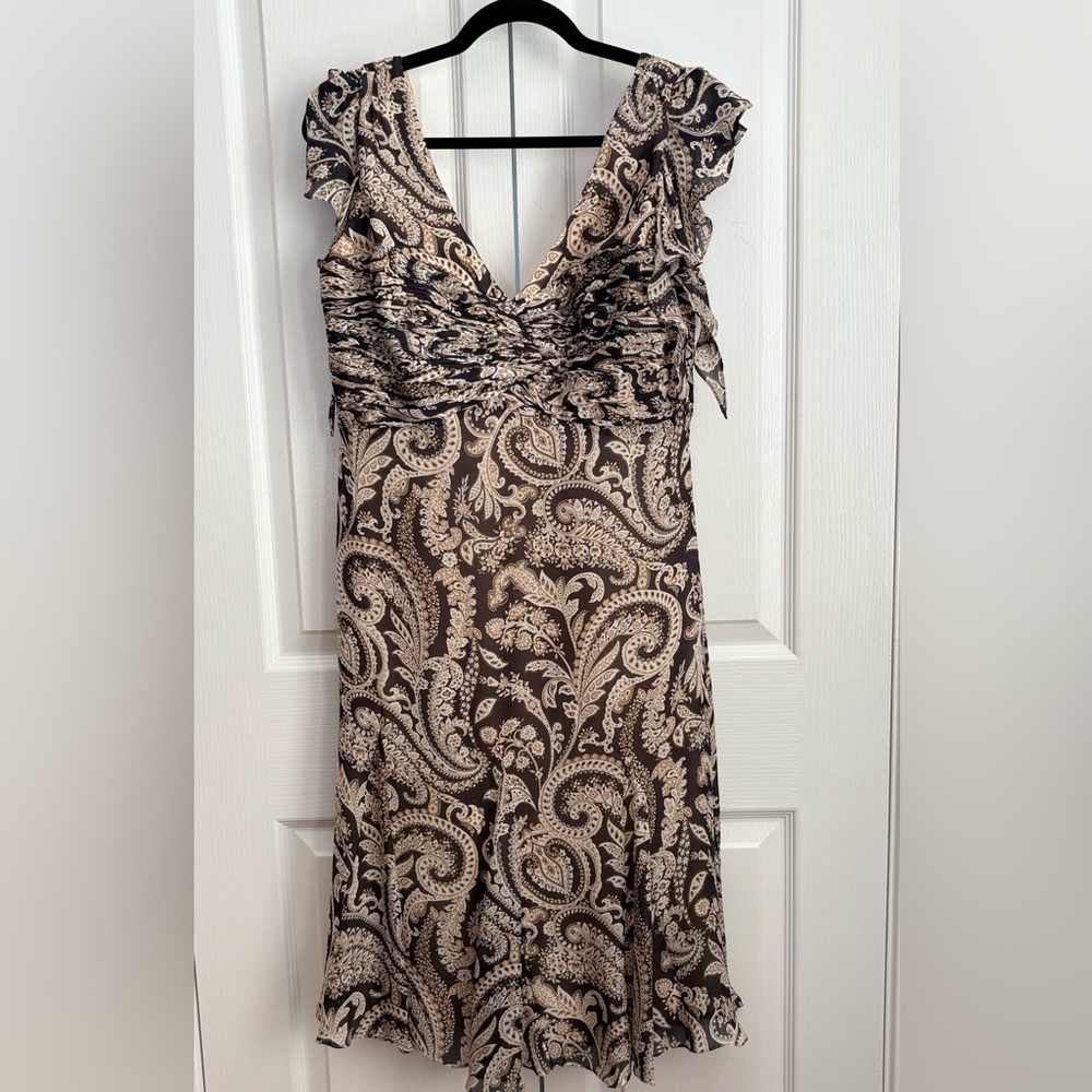 BADGLEY Mischka Dress, Paisley, Brown & Crème, size unknown